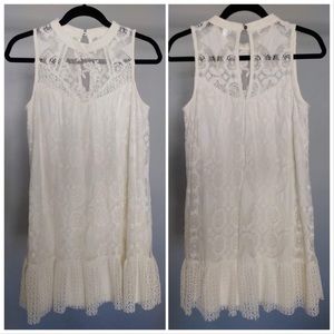 Size M. Never worn. Brand new condition.